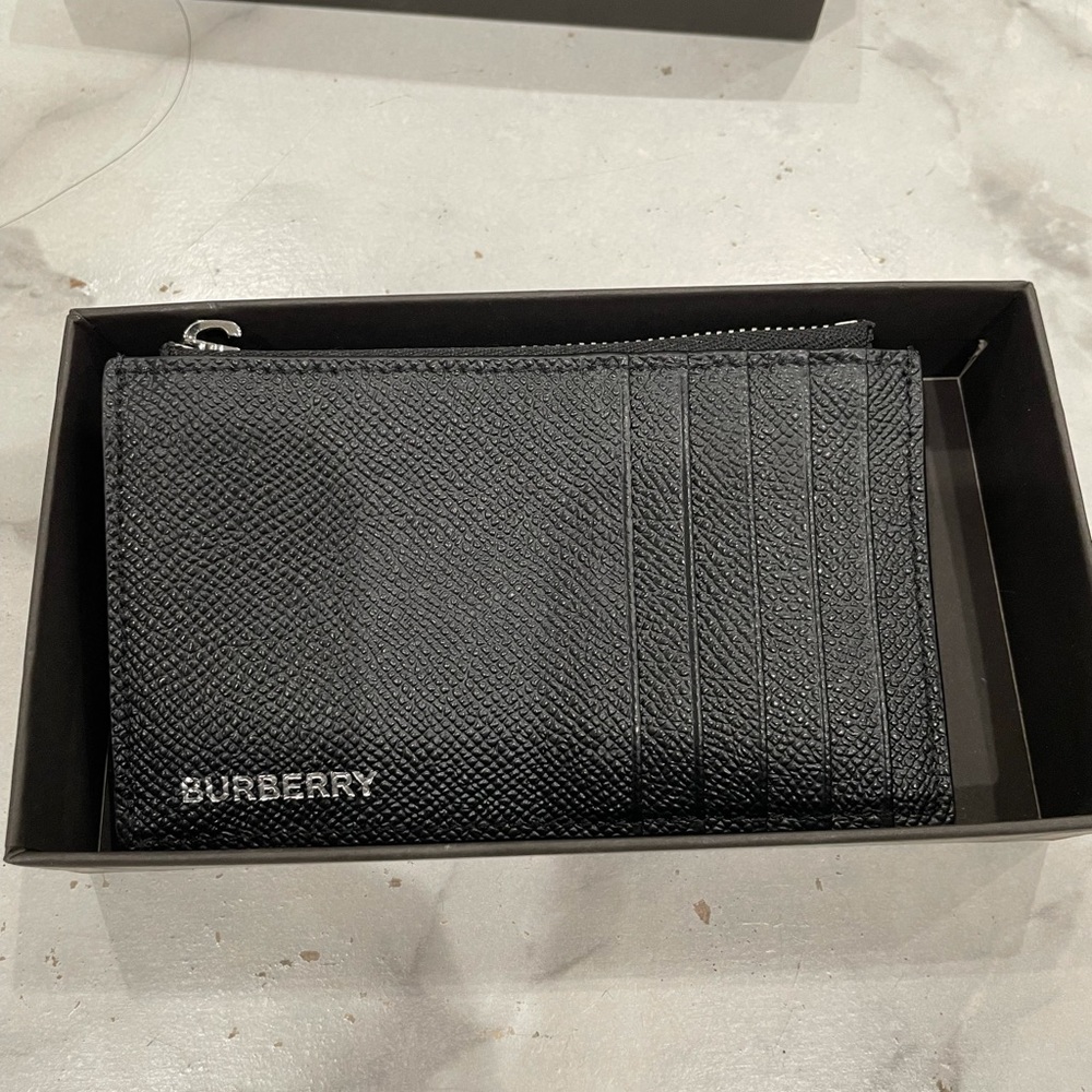 Burberry card wallet